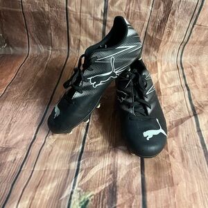 Puma youth Black  Soccer Shoes